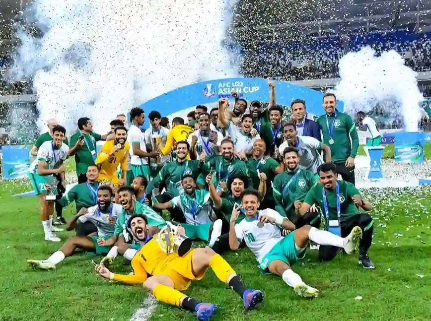  الأهلي السعودي يتوج بكأس آسيا