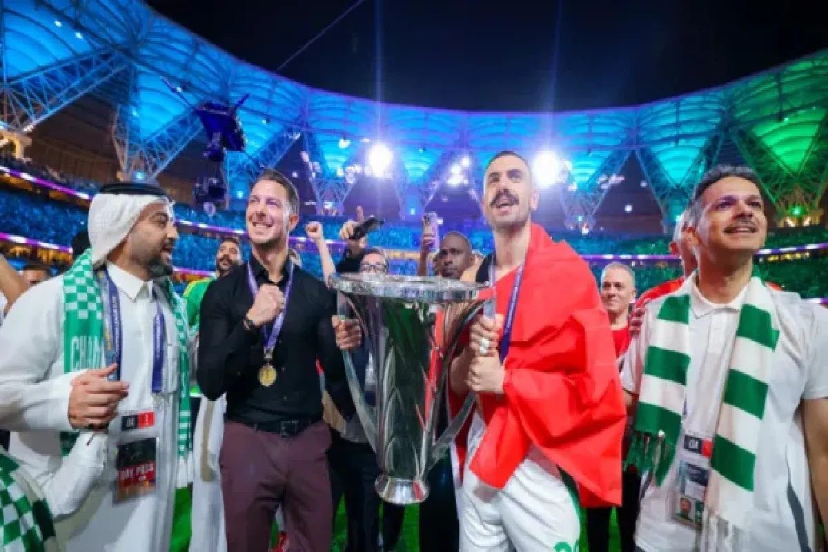 الأهلي يفاجئ يايسله بقرار يُعيد رسم مستقبل 