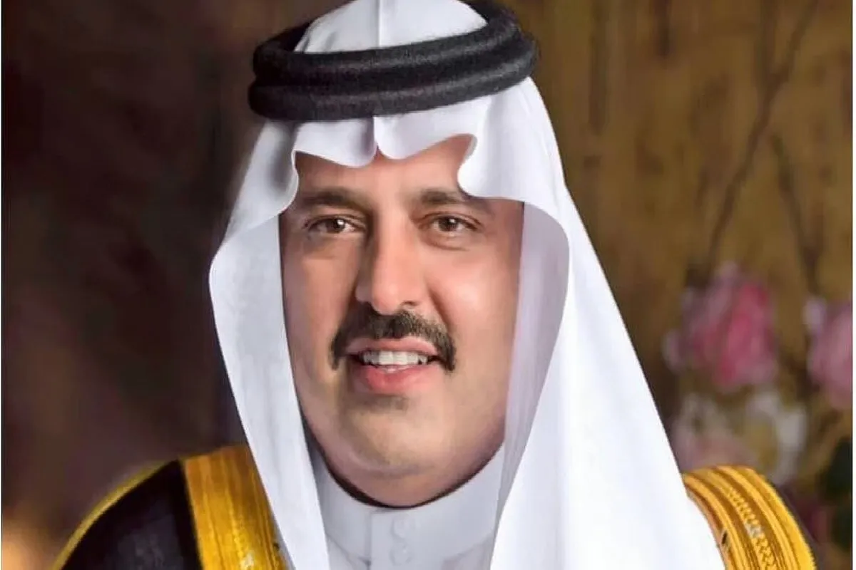 أمير حائل يرعى أكبر حفل تخرج في تاريخ جامعة المنطقة.