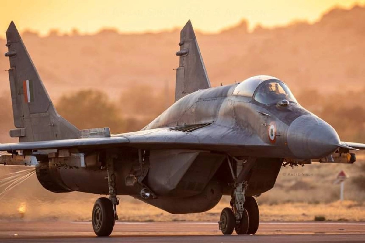  الهند تستهدف دفاعات باكستان وباكستان ترد بطائرات J-10C